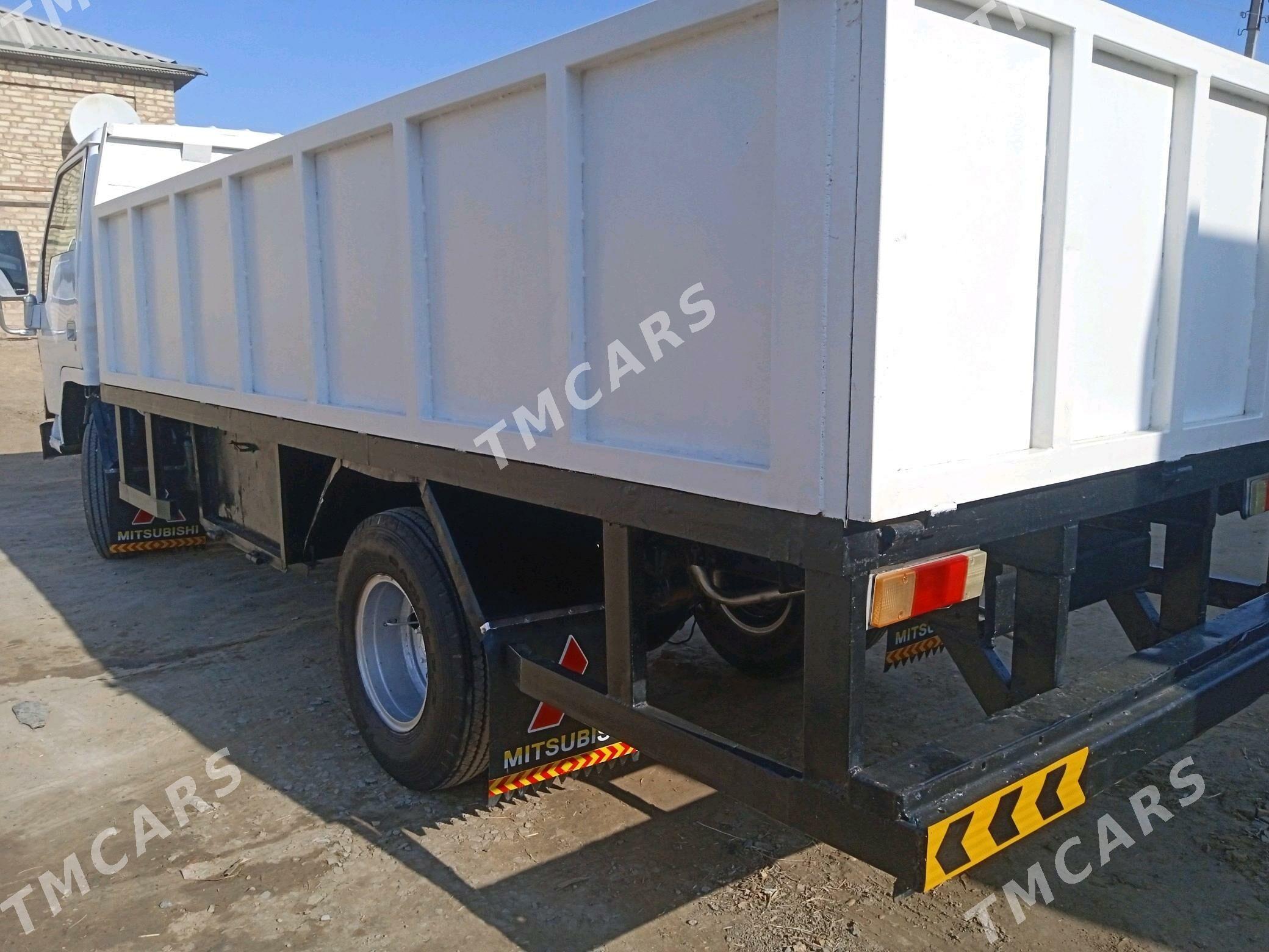 Mitsubishi Canter 1992 - 160 000 TMT - Мары - img 4