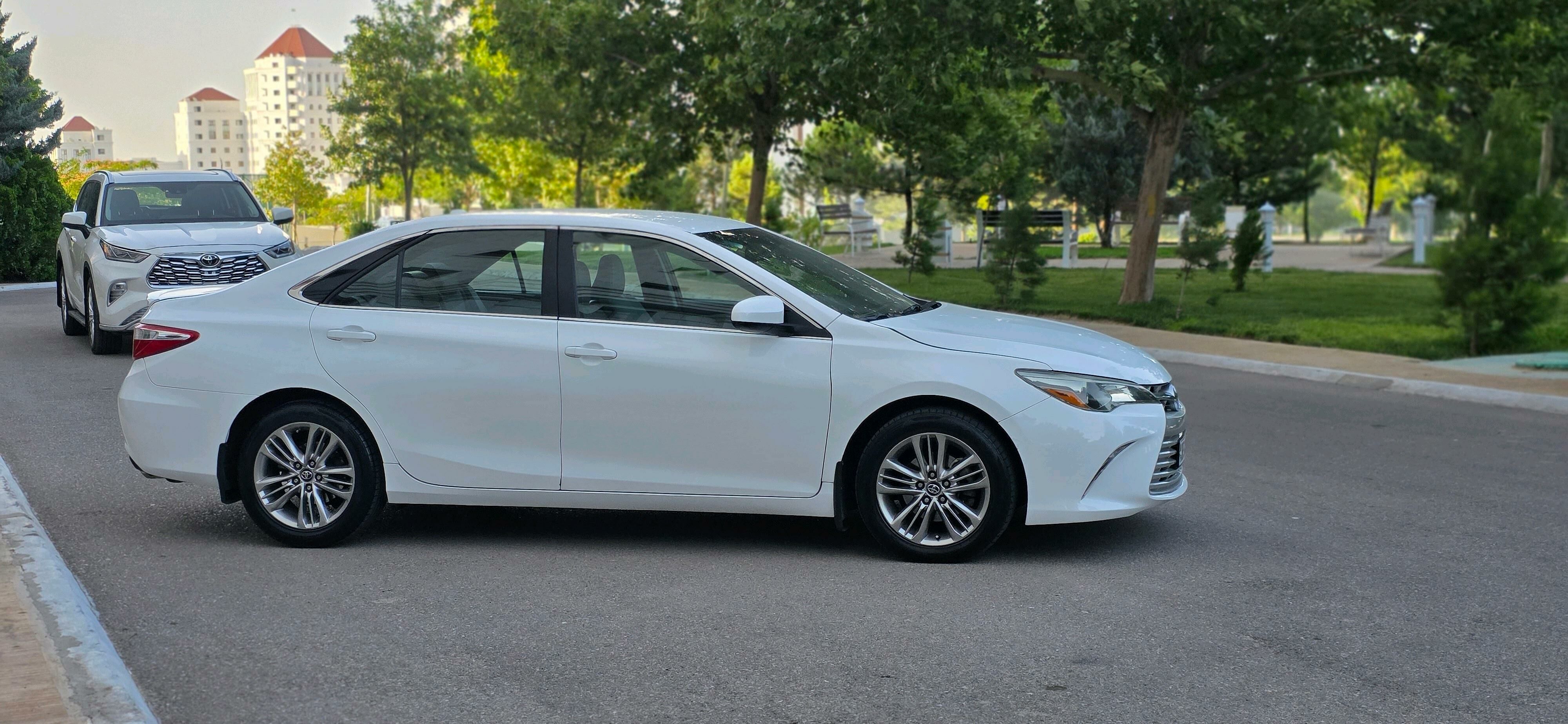 Toyota Camry 2016 - 245 000 TMT - Бедев - img 4