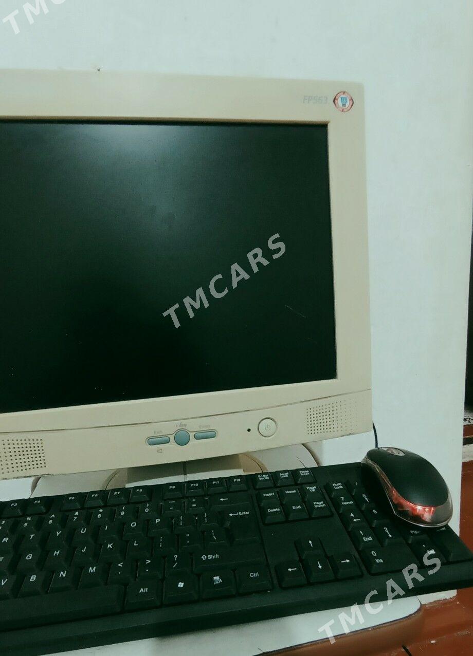 Monitor 17 klawiatura syçan - Kaka - img 2