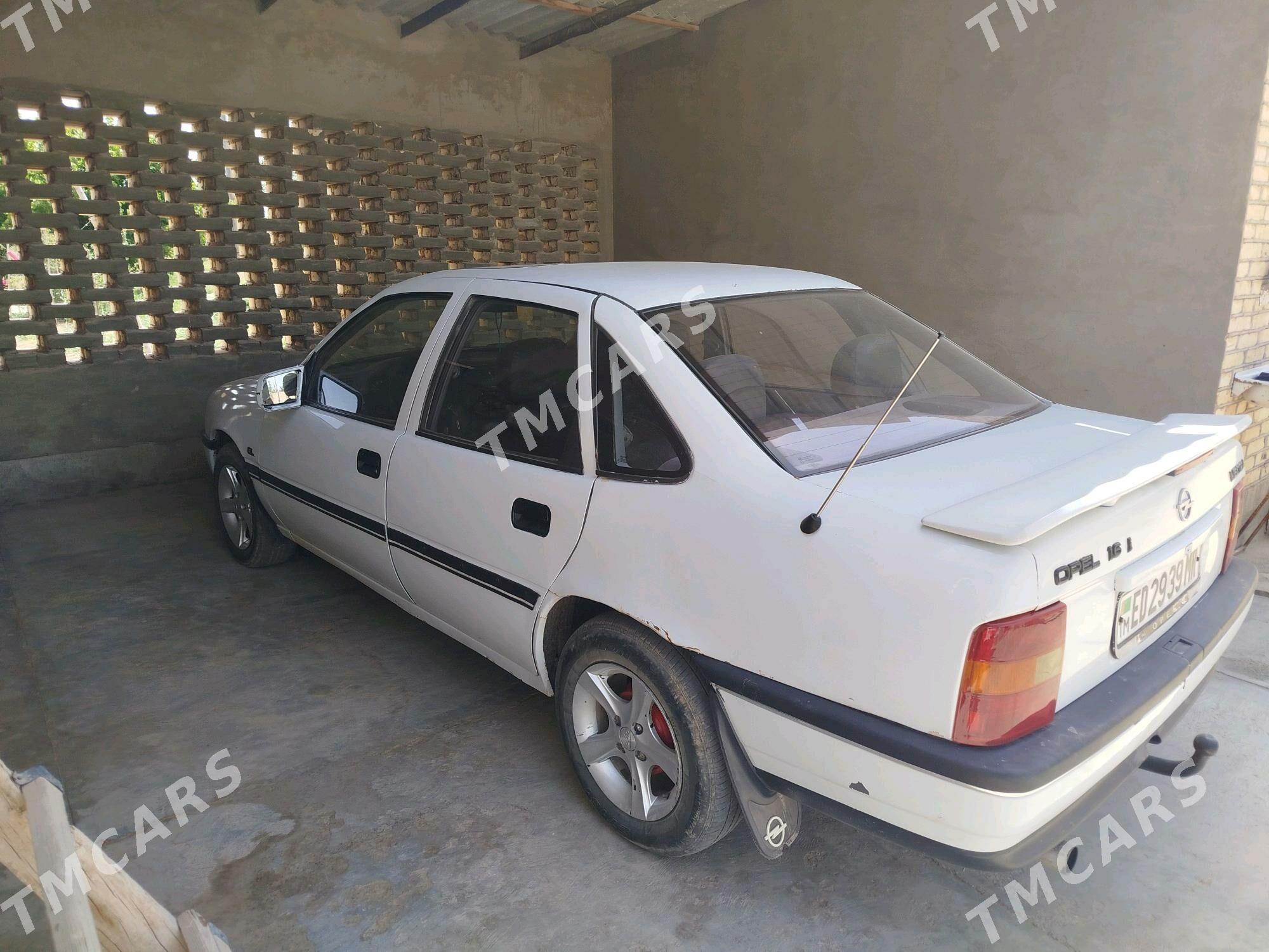 Opel Vectra 1992 - 27 000 TMT - Baýramaly - img 5