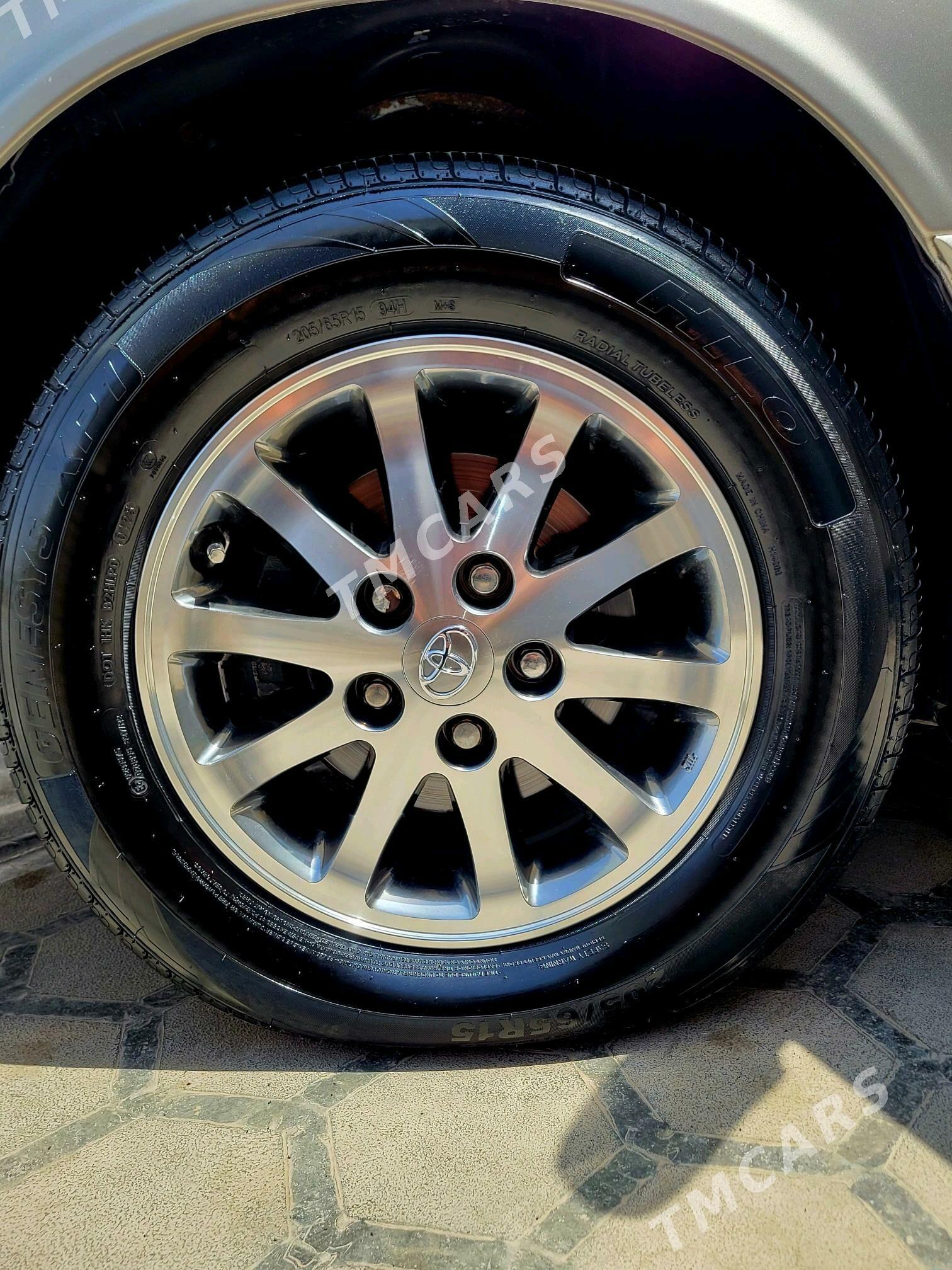 Toyota Camry 2000 - 190 000 TMT - Мары - img 3