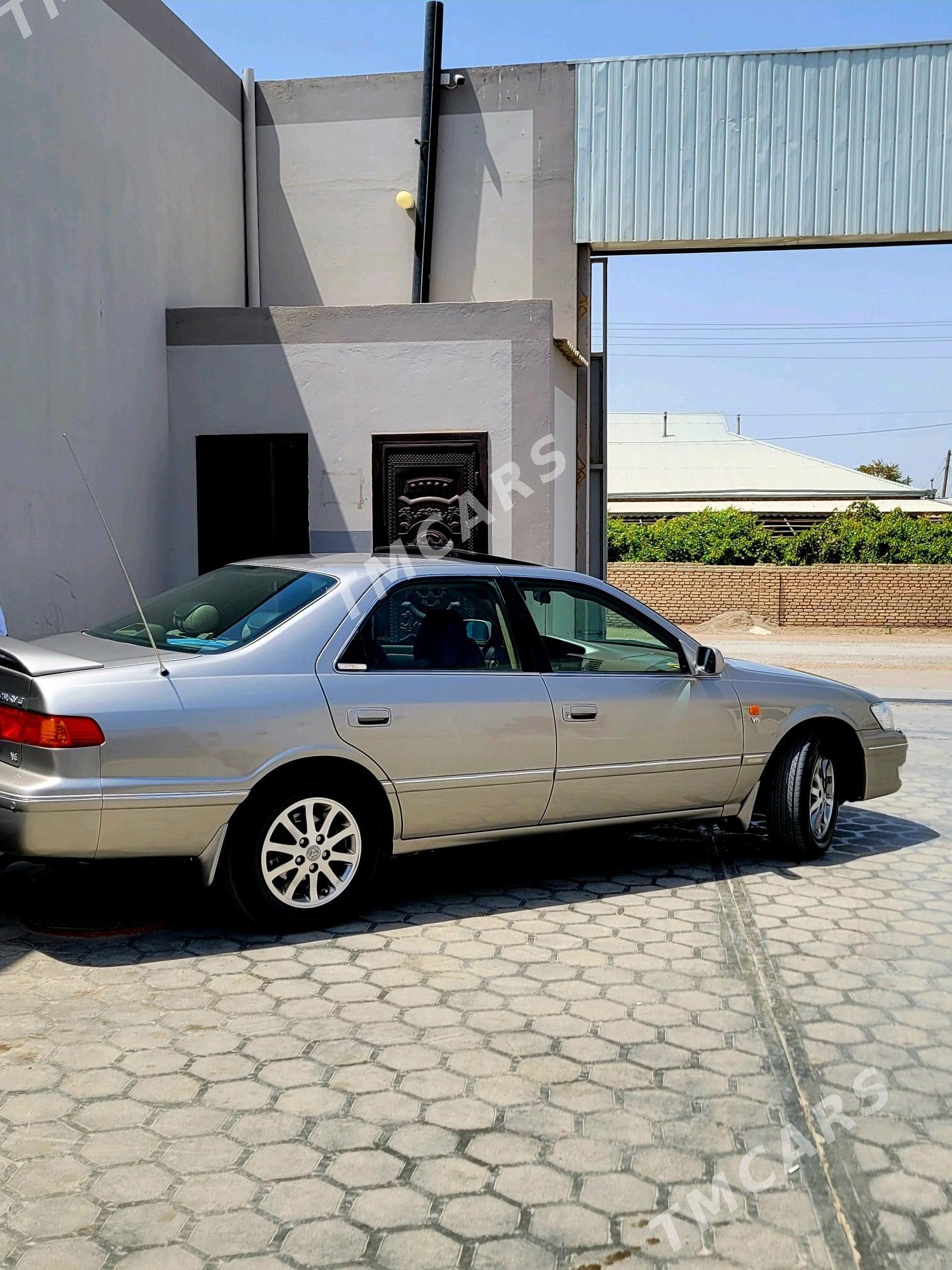 Toyota Camry 2000 - 190 000 TMT - Мары - img 6