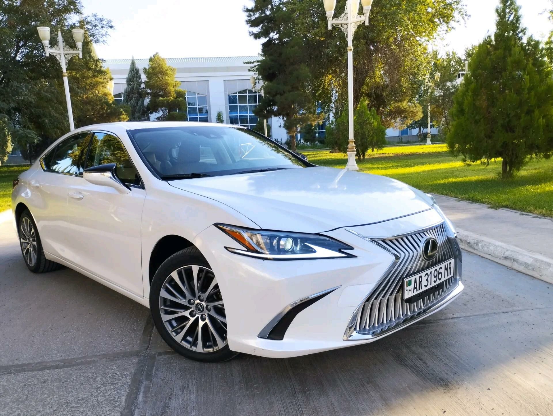 Lexus ES 350 2019 - 479 000 TMT - Mary - img 2