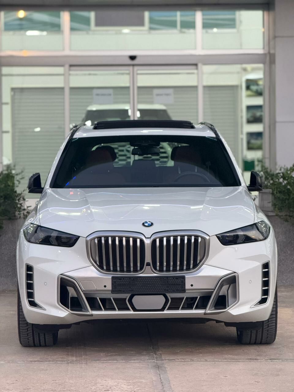 BMW X5 2024 - 2 100 000 TMT - 11 mkr - img 9