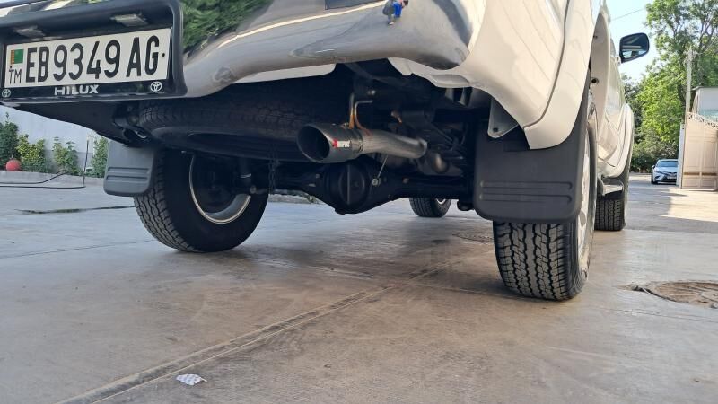 Toyota Hilux 2012 - 285 000 TMT - Aşgabat - img 3