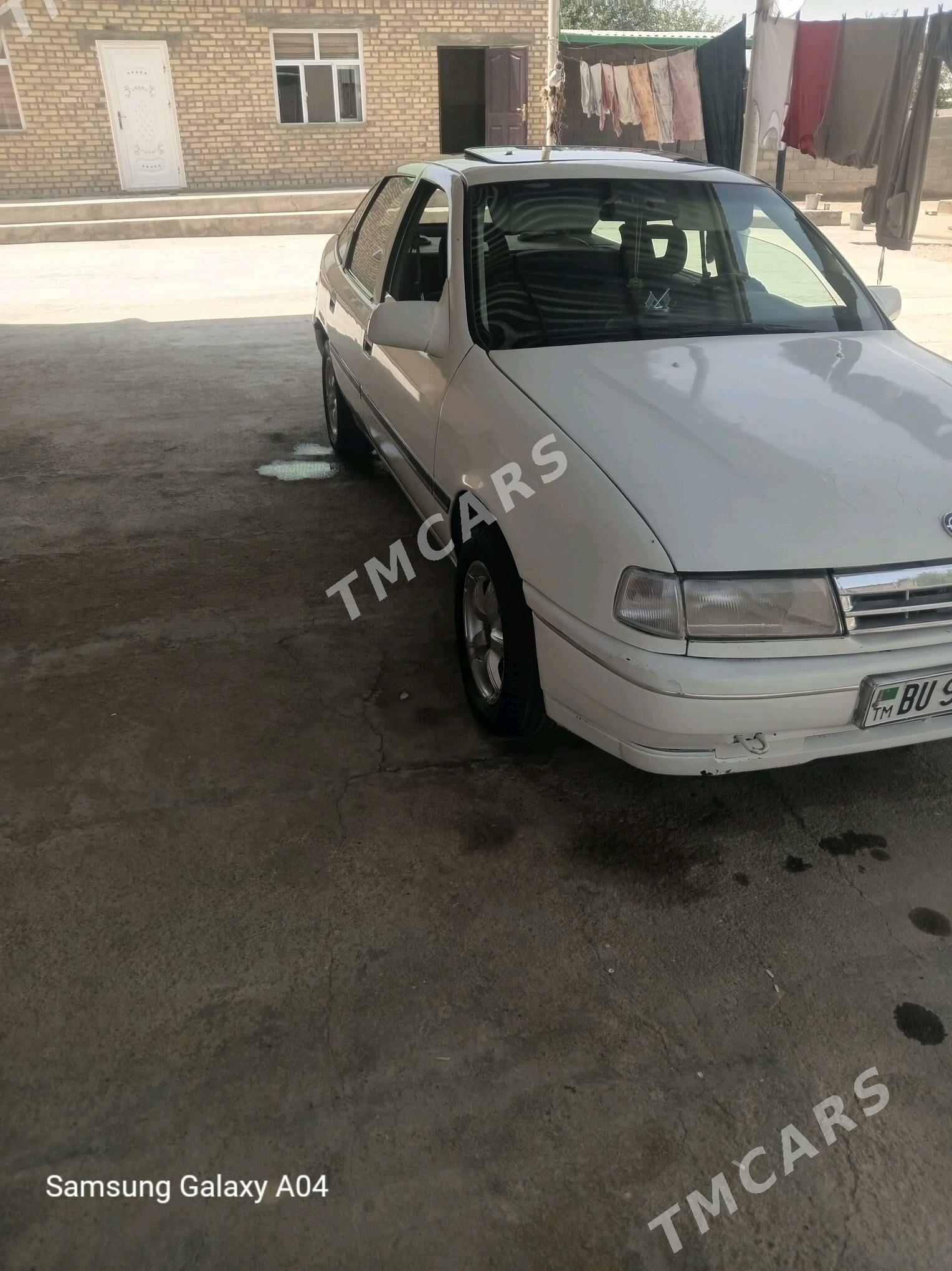 Opel Vectra 1991 - 27 000 TMT - Бахарден - img 4