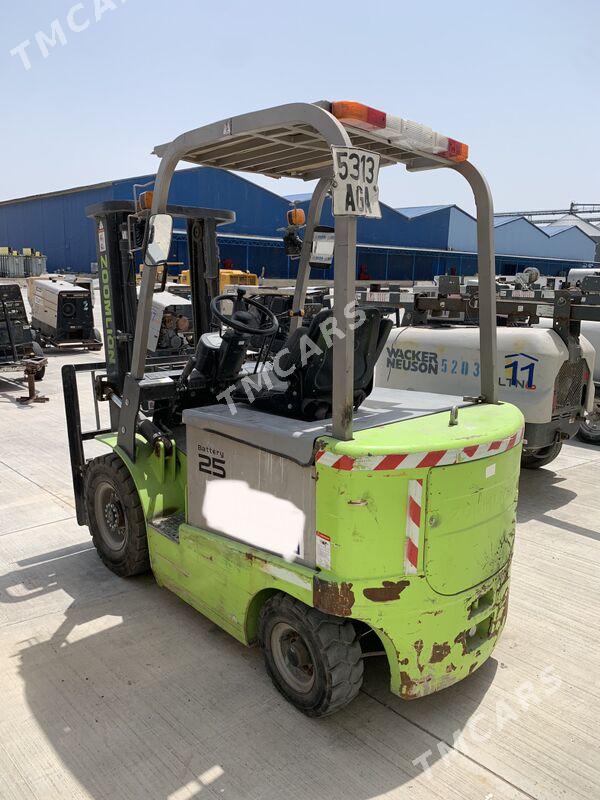 Kara Forklift 2022 - 140 000 TMT - Aşgabat - img 4