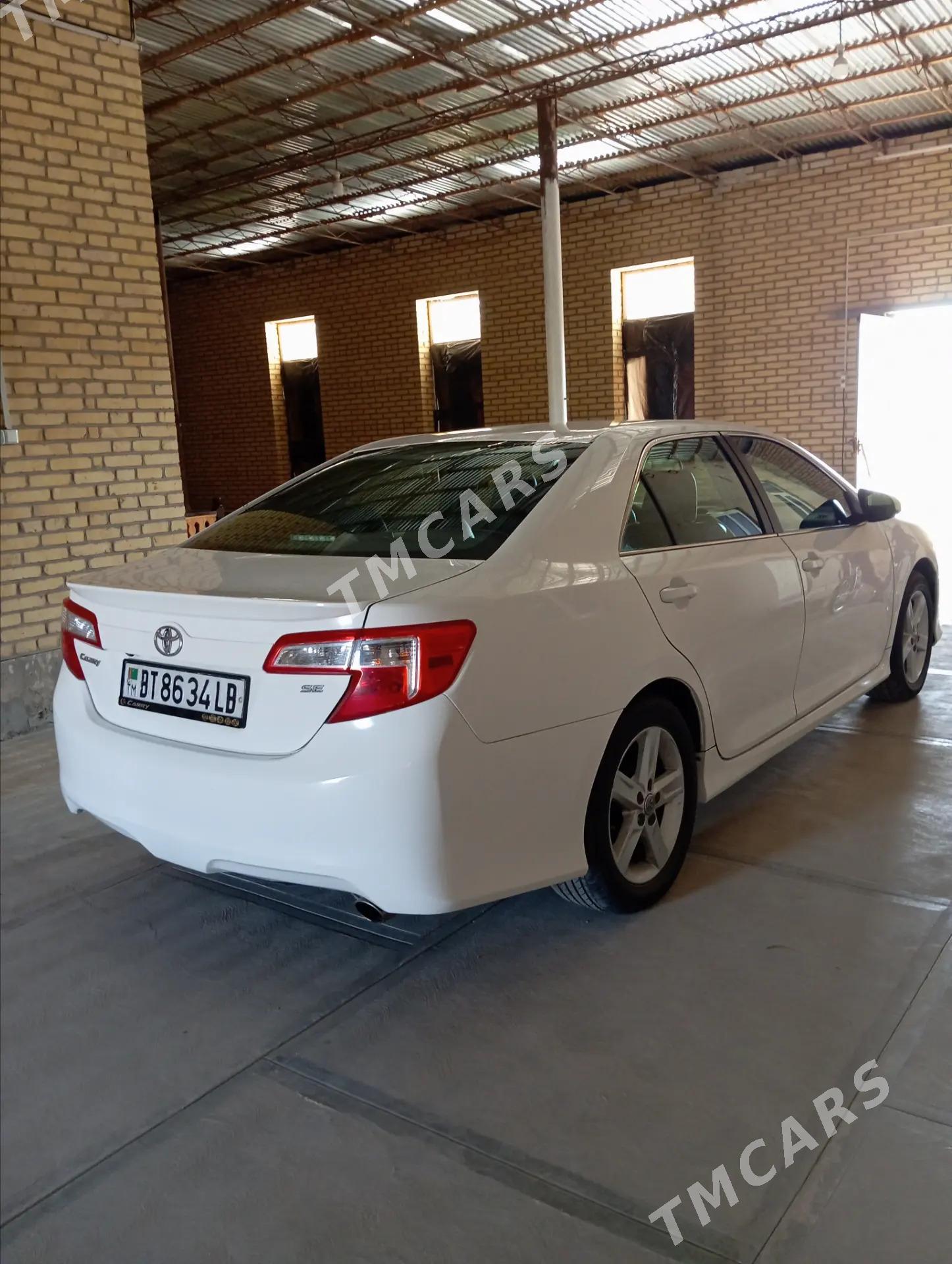 Toyota Camry 2014 - 240 000 TMT - Farap - img 4