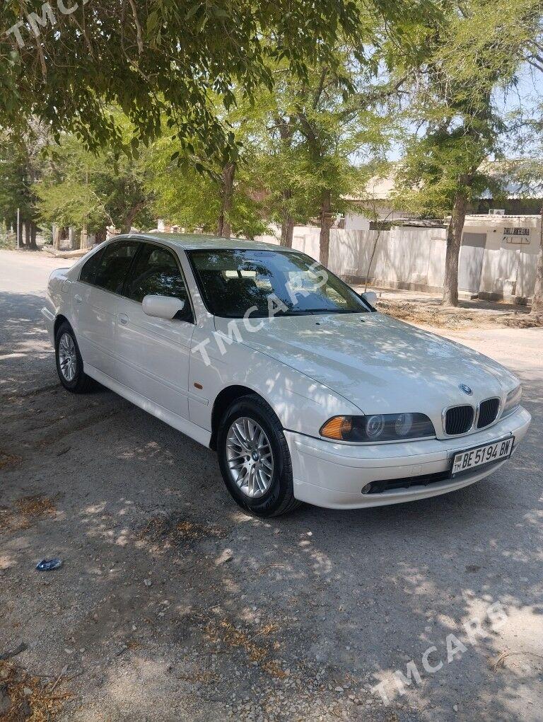 BMW E39 2001 - 100 000 TMT - Балканабат - img 5