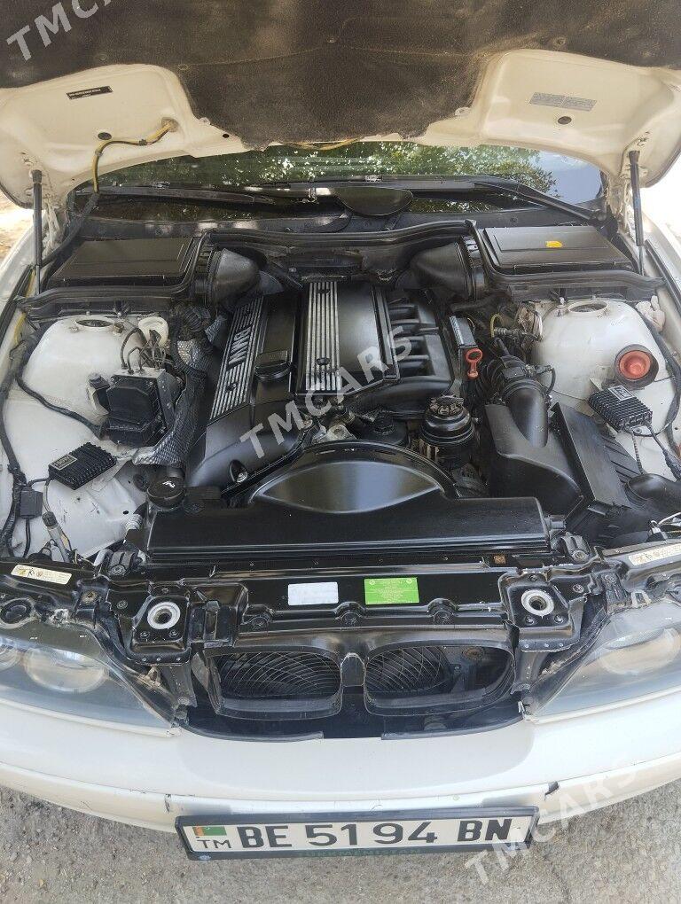 BMW E39 2001 - 100 000 TMT - Балканабат - img 3