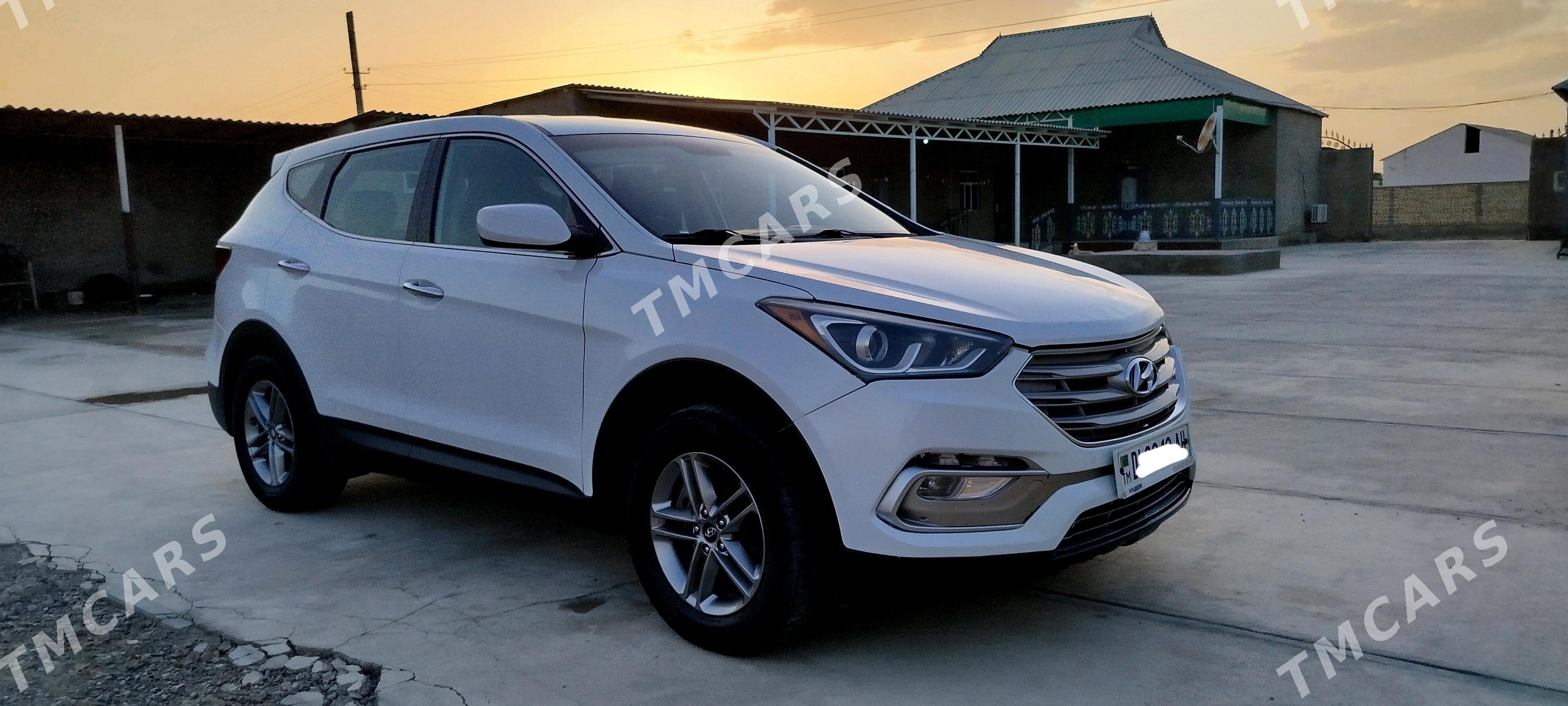 Hyundai Santa Fe 2018 - 280 000 TMT - Кака - img 3