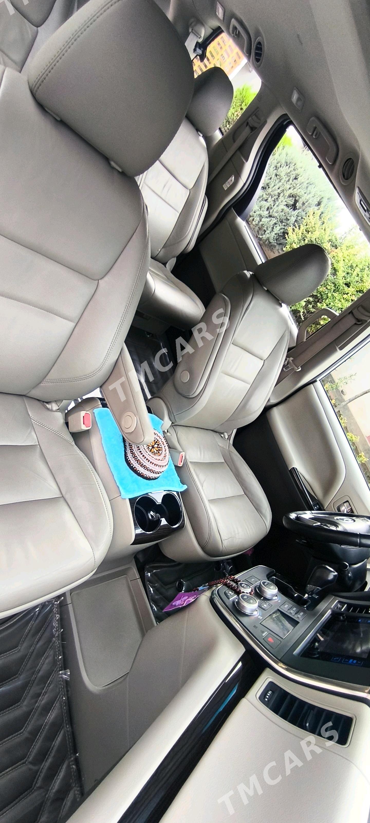 Toyota Sienna 2018 - 420 000 TMT - Aşgabat - img 3