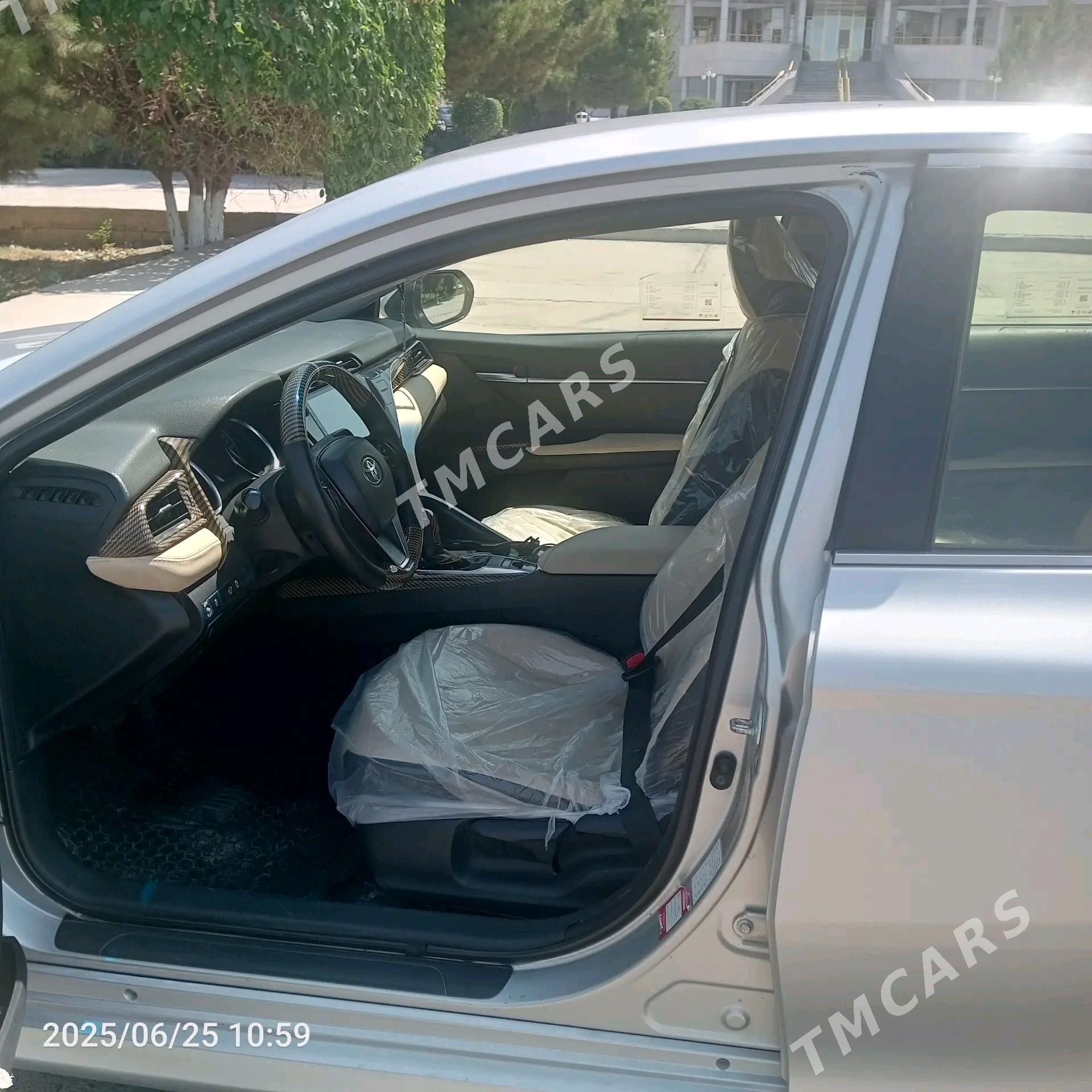 Toyota Camry 2019 - 270 000 TMT - Фарап - img 2