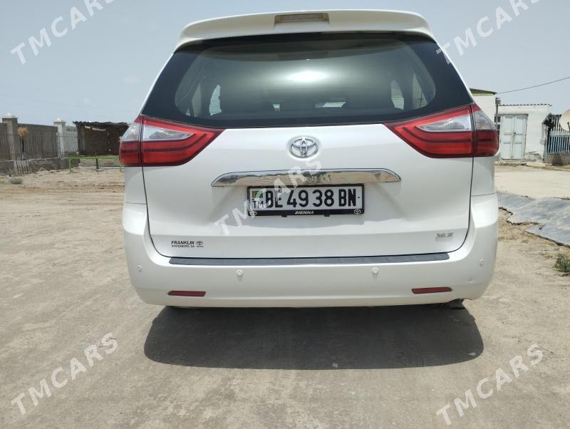Toyota Sienna 2015 - 360 000 TMT - Esenguly - img 2