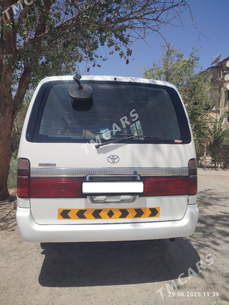 Toyota Hiace 2002 - 130 000 TMT - Mary - img 3