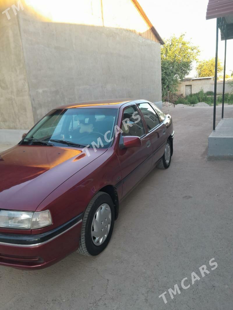 Opel Vectra 1993 - 42 000 TMT - Губадаг - img 2