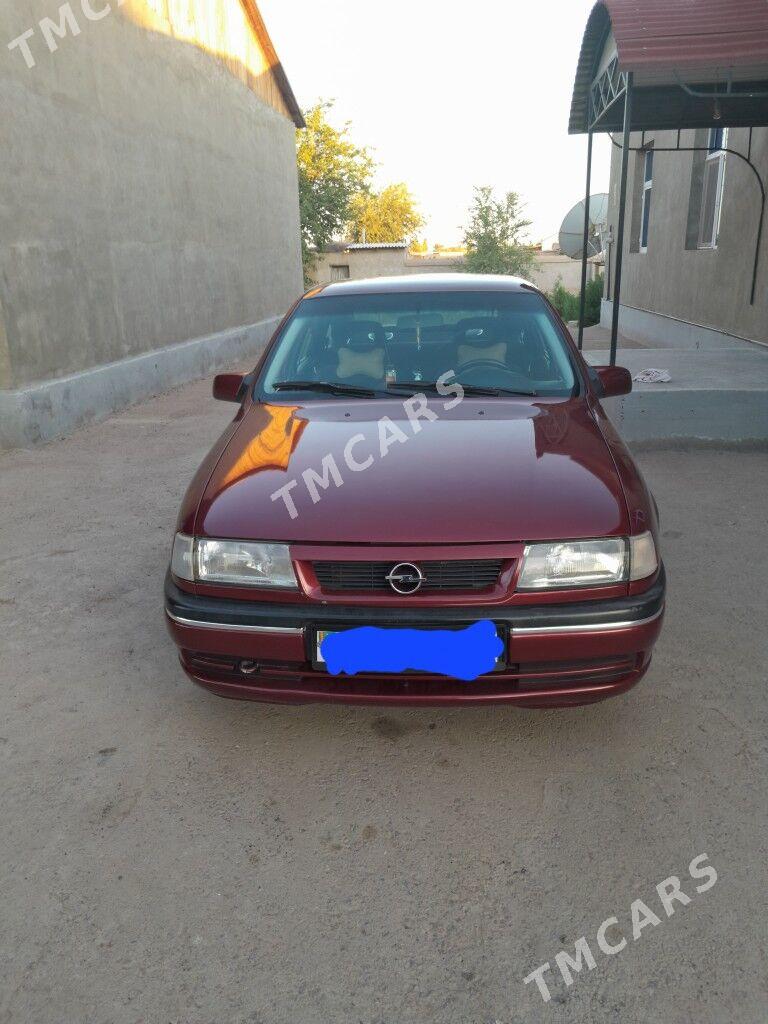 Opel Vectra 1993 - 42 000 TMT - Губадаг - img 3