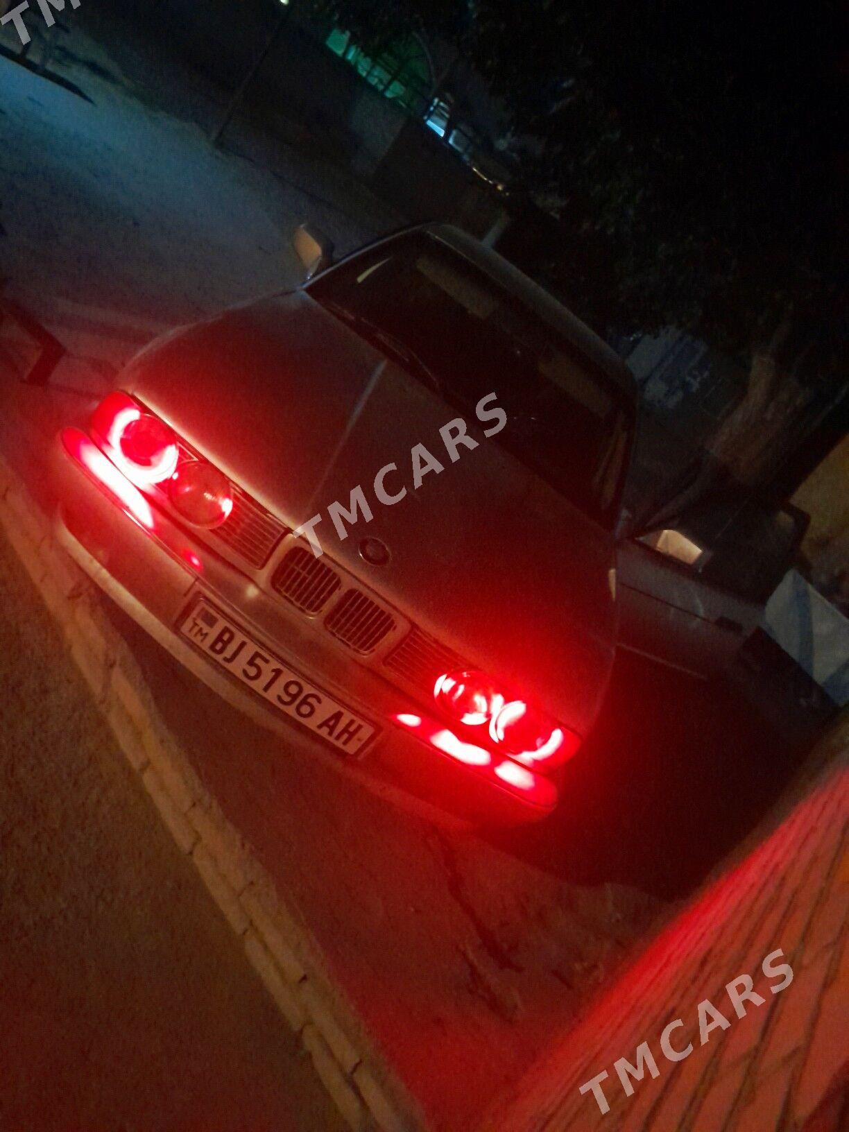 BMW 520 1991 - 42 000 TMT - Hitrowka - img 2