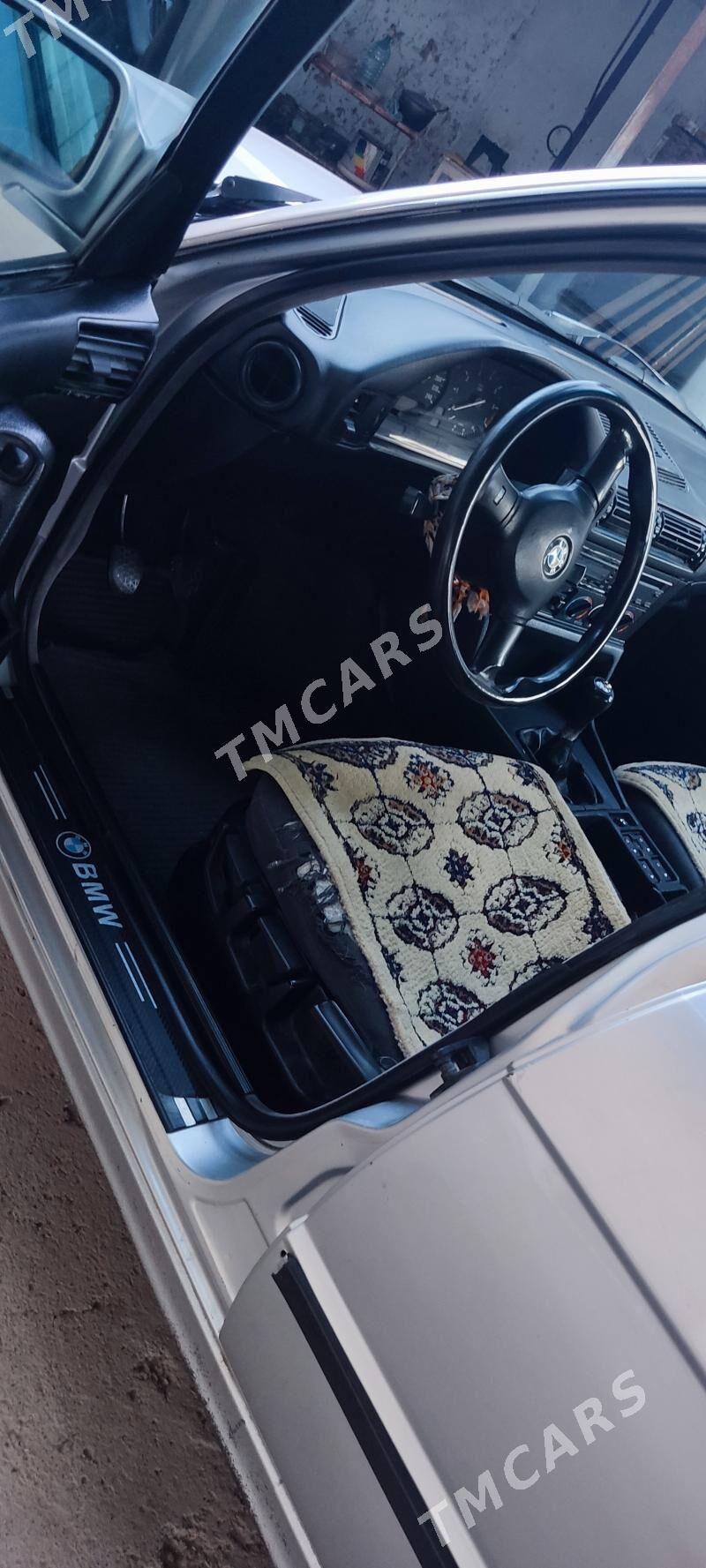 BMW 520 1991 - 42 000 TMT - Hitrowka - img 7
