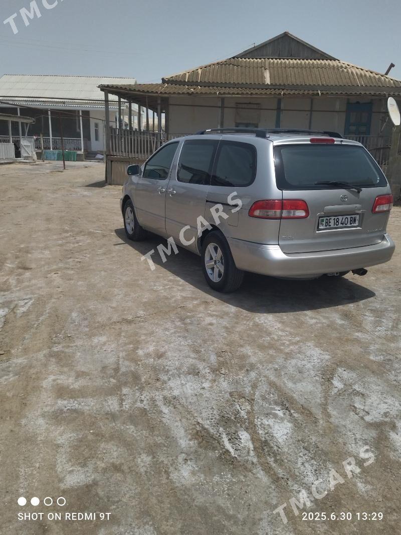 Toyota Sienna 2002 - 162 000 TMT - Esenguly - img 6