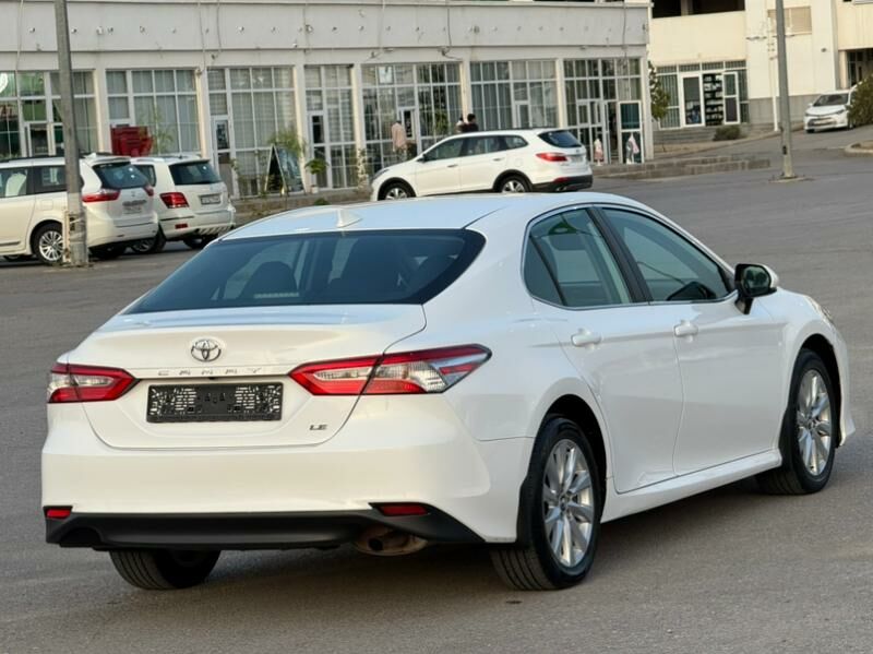 Toyota Camry 2019 - 292 000 TMT - Aşgabat - img 9