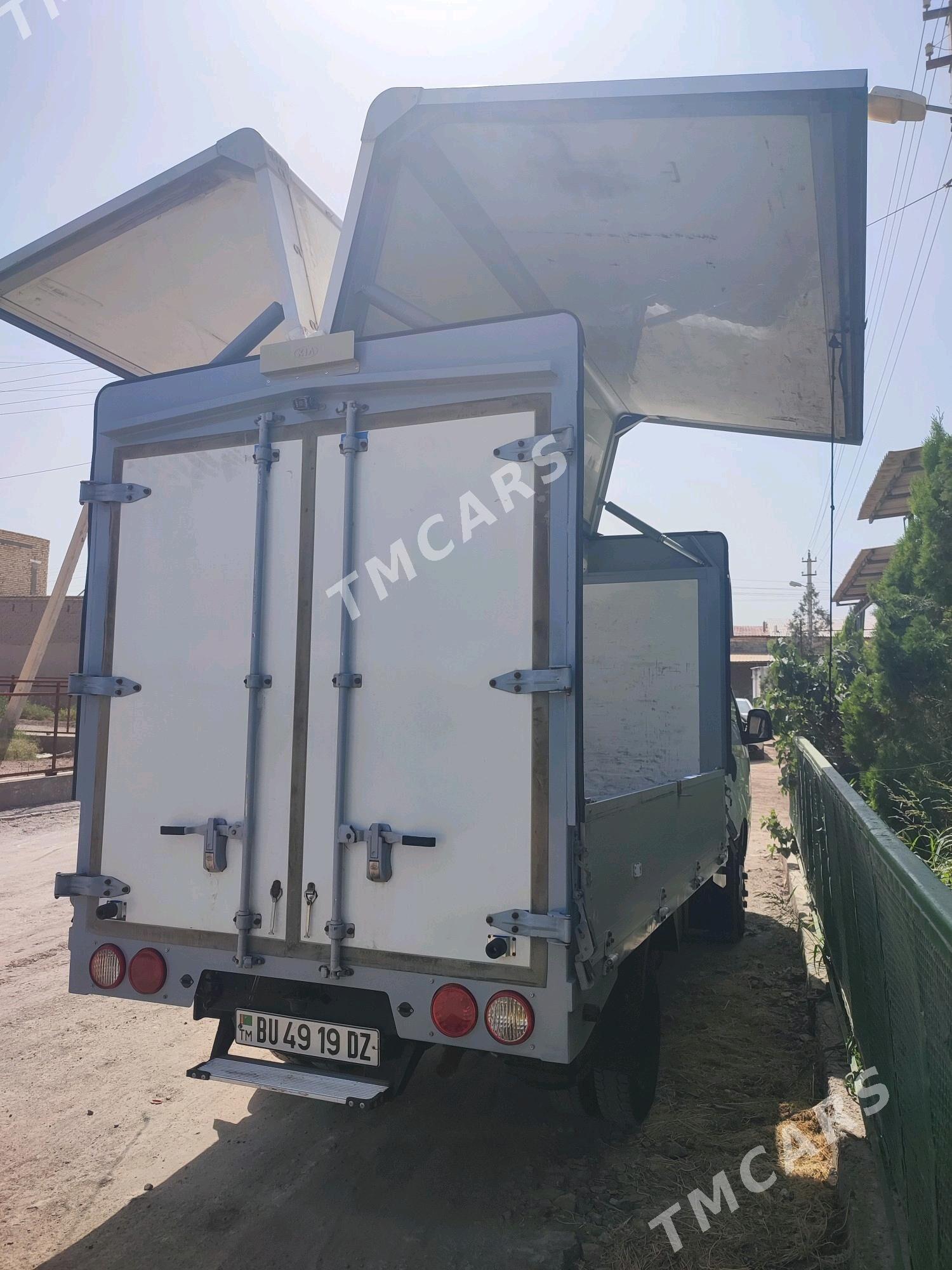 Kia Bongo 2020 - 265 000 TMT - Daşoguz - img 6