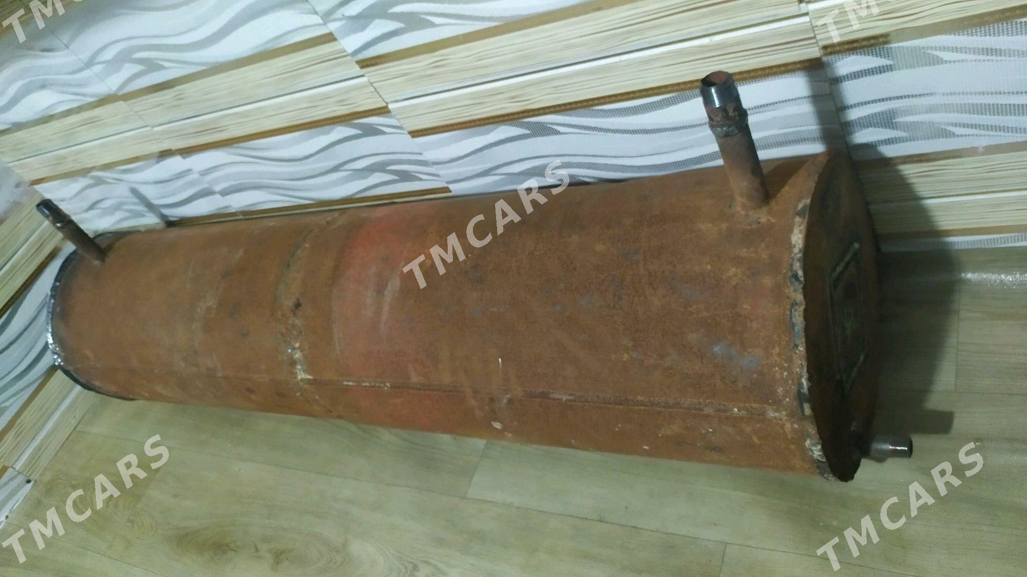 Titan - Çärjew - img 2