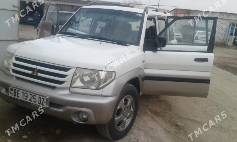 Mitsubishi Pajero 2003 - 77 000 TMT - Дашогуз - img 4