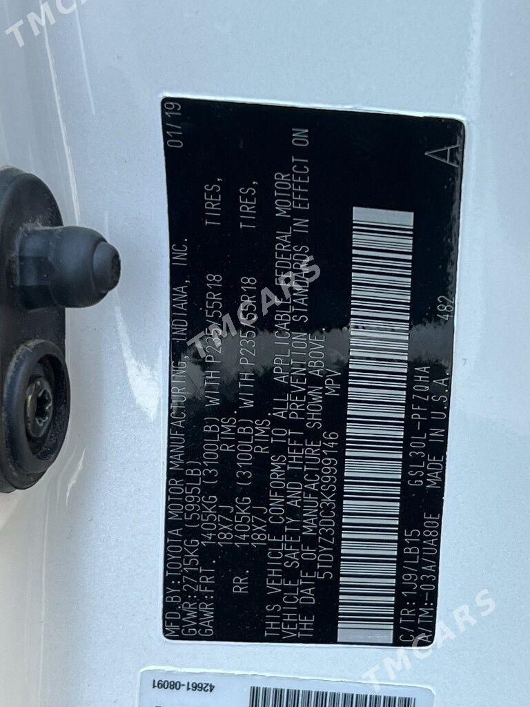 Toyota Sienna 2019 - 511 000 TMT - Gökje - img 6