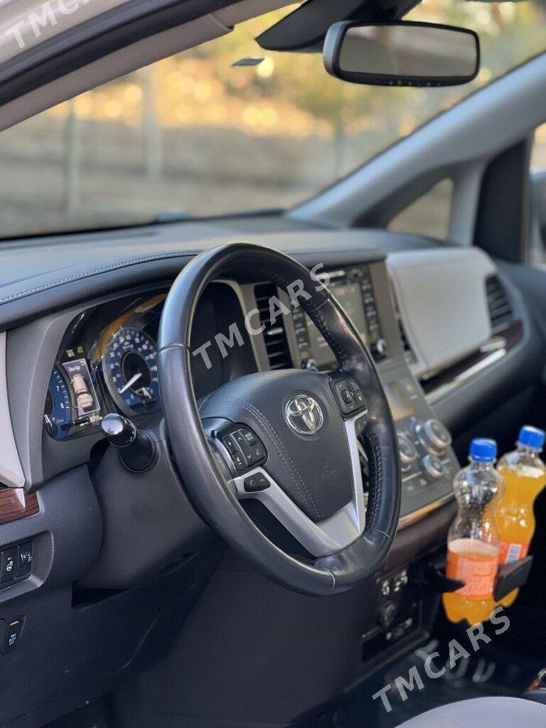 Toyota Sienna 2019 - 511 000 TMT - Gökje - img 9