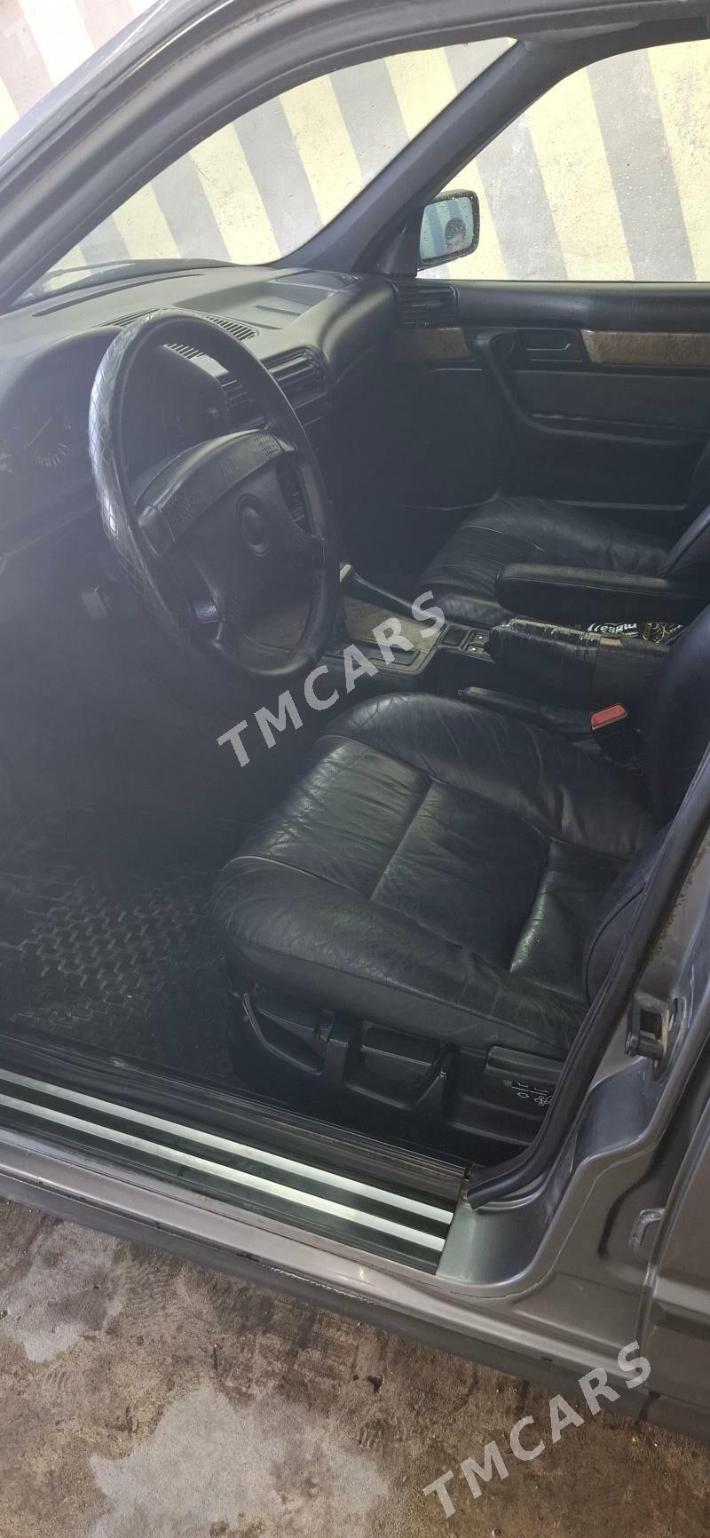 BMW E34 1993 - 92 000 TMT - Балканабат - img 2