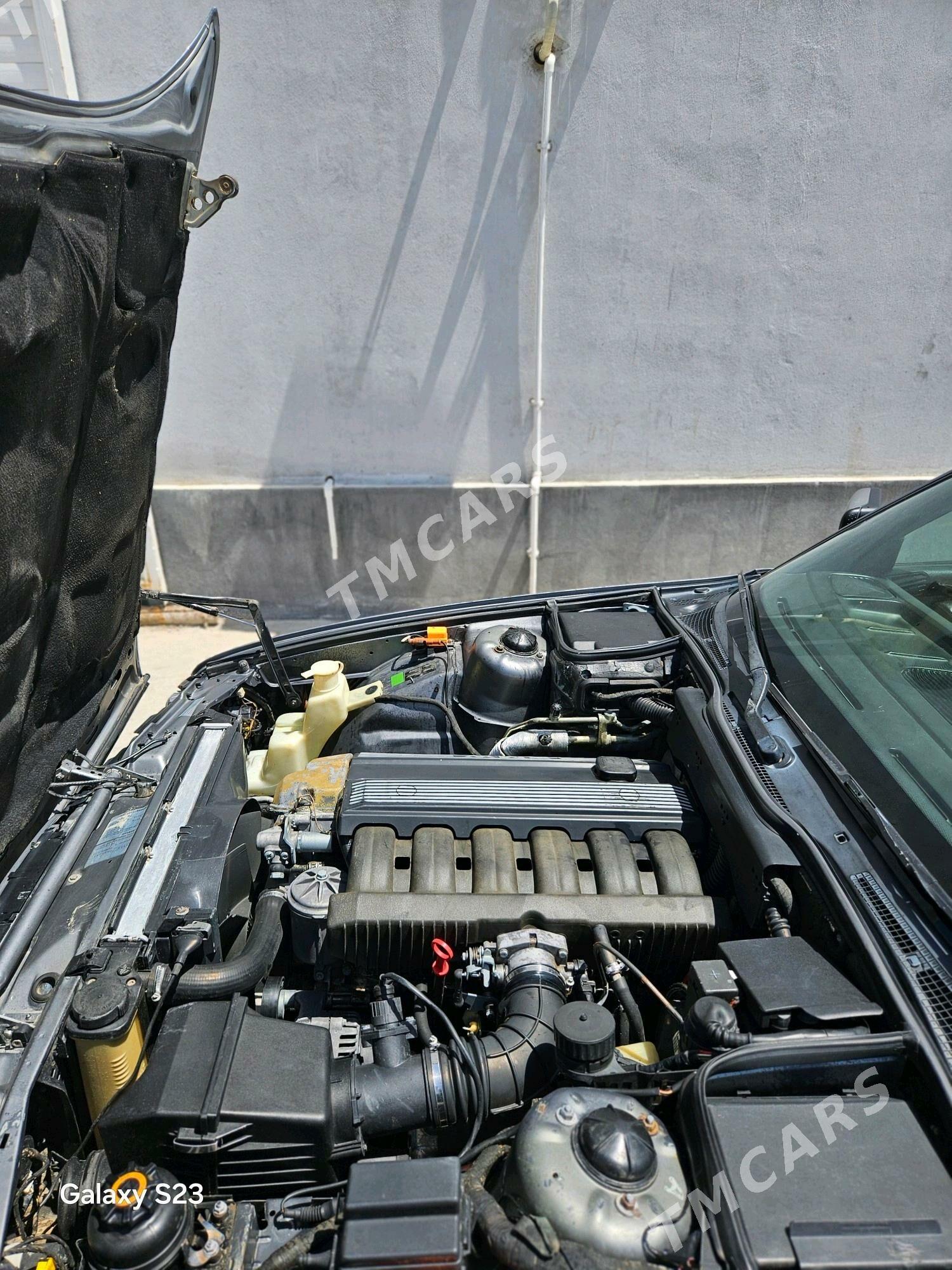 BMW E34 1993 - 92 000 TMT - Балканабат - img 5