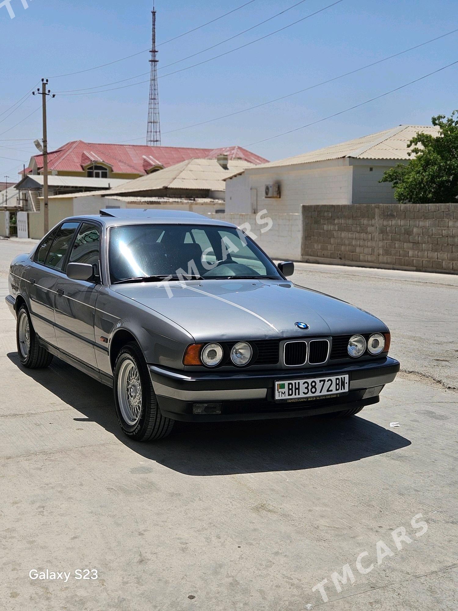 BMW E34 1993 - 92 000 TMT - Балканабат - img 8