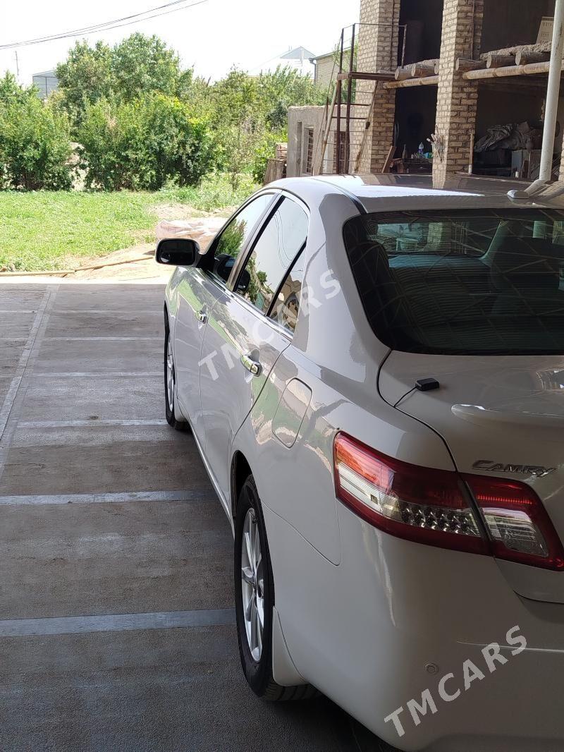 Toyota Camry 2011 - 170 000 TMT - Сакарчага - img 4