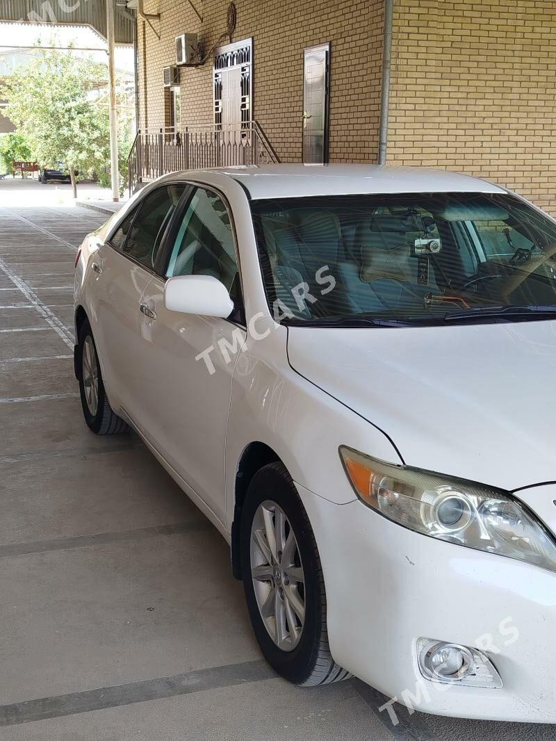 Toyota Camry 2011 - 170 000 TMT - Сакарчага - img 2