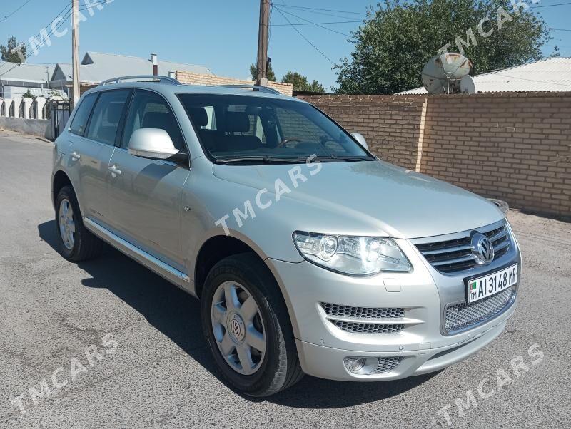 Volkswagen Touareg 2 2009 - 265 000 TMT - Мары - img 2