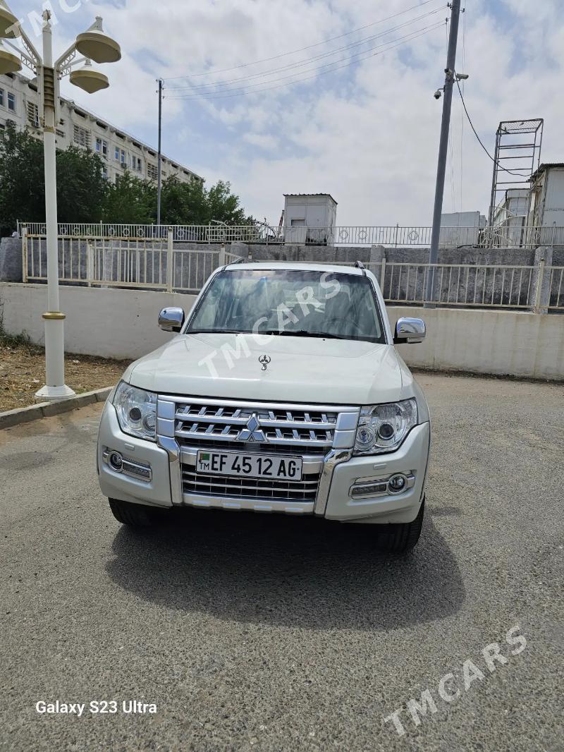 Mitsubishi Pajero 2015 - 295 000 TMT - 11 mkr - img 3