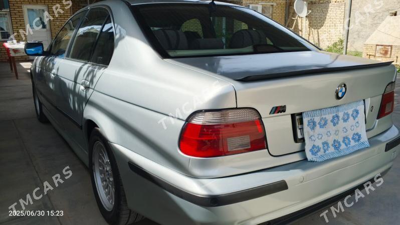 BMW E39 2000 - 140 000 TMT - Mary - img 2