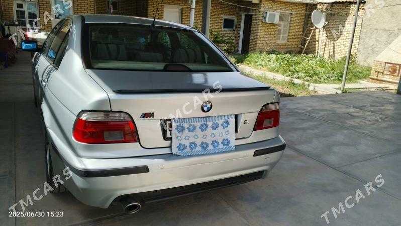 BMW E39 2000 - 140 000 TMT - Mary - img 3