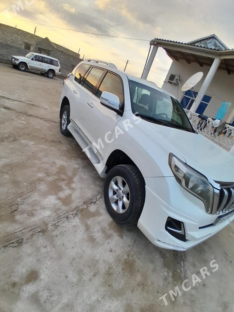 Toyota Land Cruiser Prado 2016 - 560 000 TMT - Esenguly - img 5