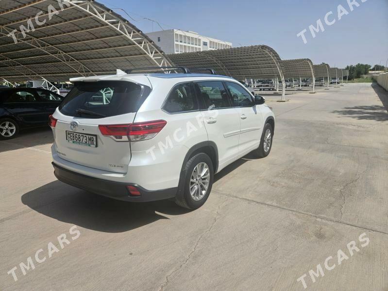 Toyota Highlander 2019 - 450 000 TMT - Baýramaly - img 5