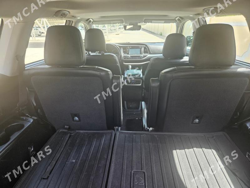 Toyota Highlander 2019 - 450 000 TMT - Baýramaly - img 9