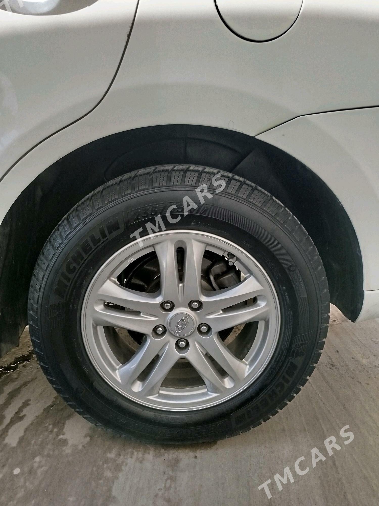 Hyundai Santa Fe 2009 - 180 000 TMT - Aşgabat - img 3