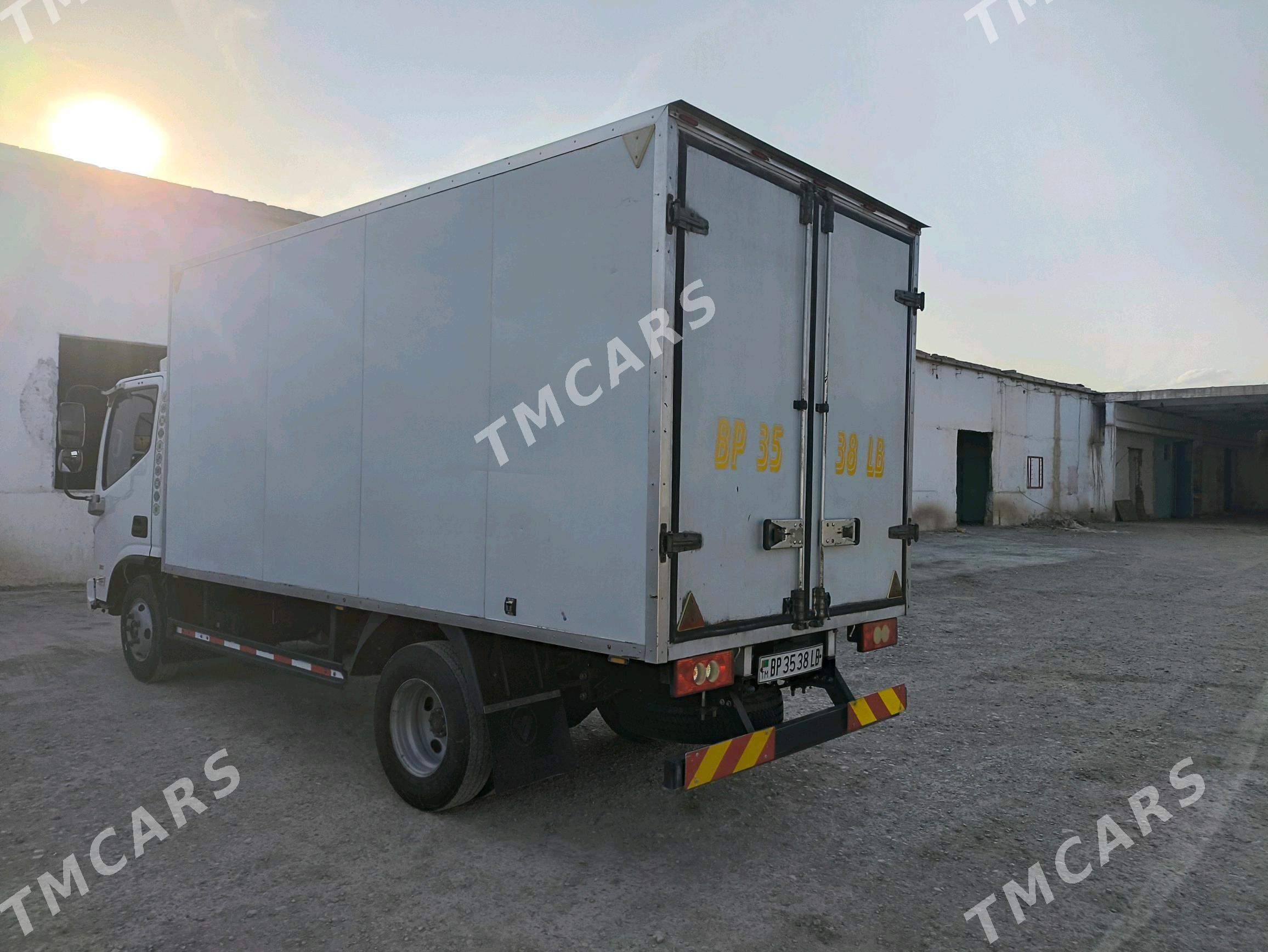 Mitsubishi Canter 2022 - 300 000 TMT - Туркменабат - img 3