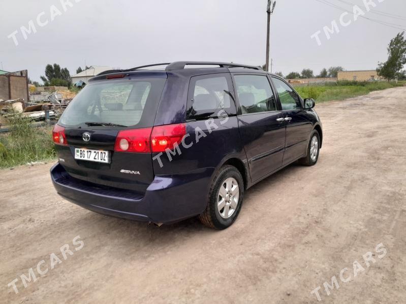 Toyota Sienna 2007 - 180 000 TMT - Гурбансолтан Едже - img 2