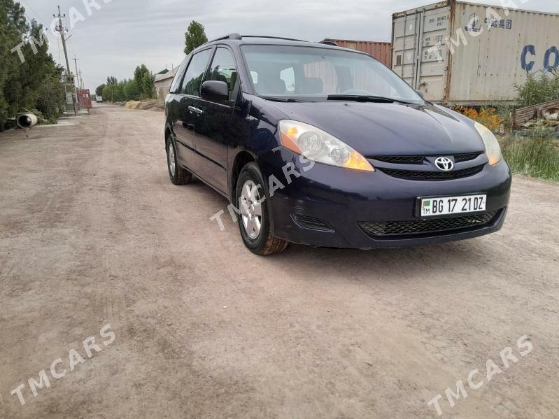 Toyota Sienna 2007 - 180 000 TMT - Гурбансолтан Едже - img 5