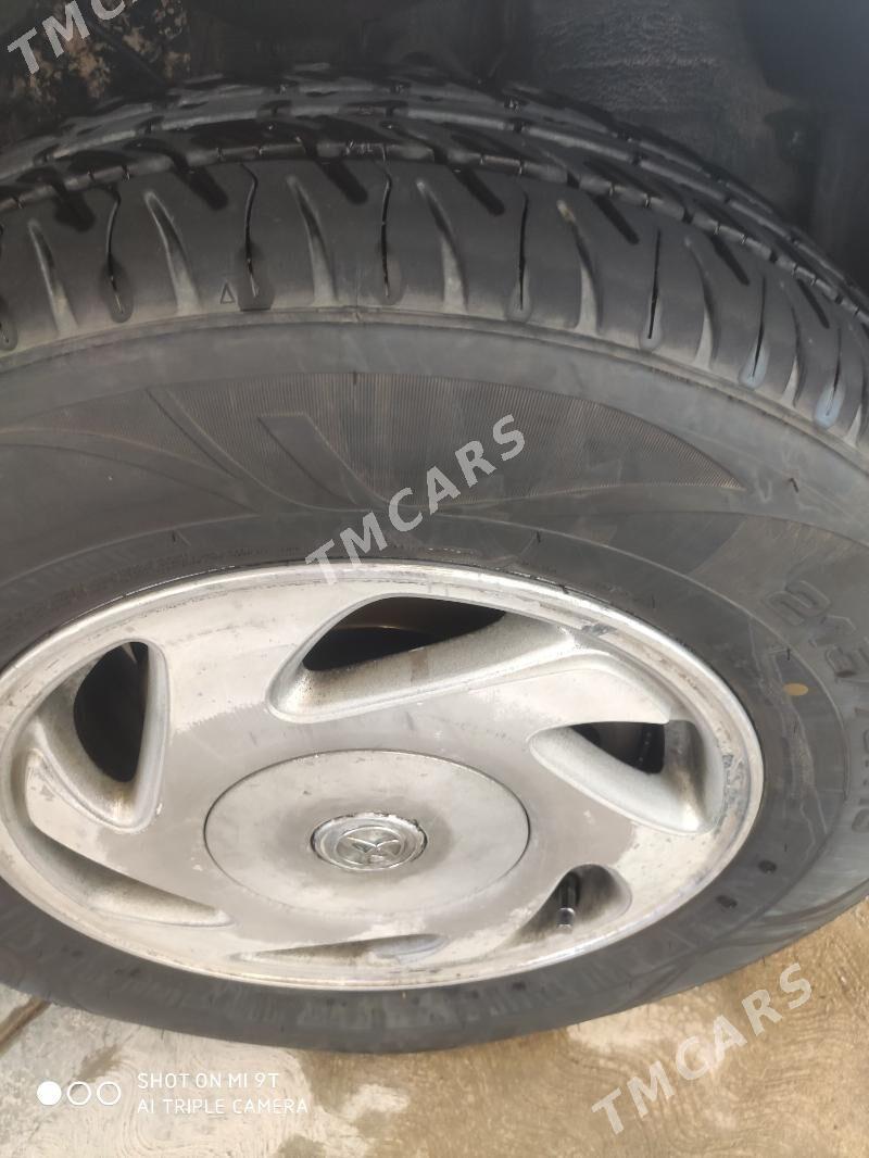Toyota Sienna 2002 - 160 000 TMT - Farap - img 4