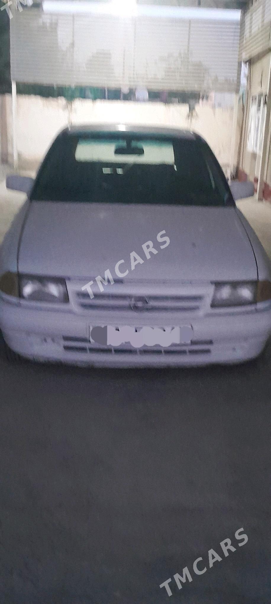 Opel Astra 1992 - 32 000 TMT - Бахарден - img 3
