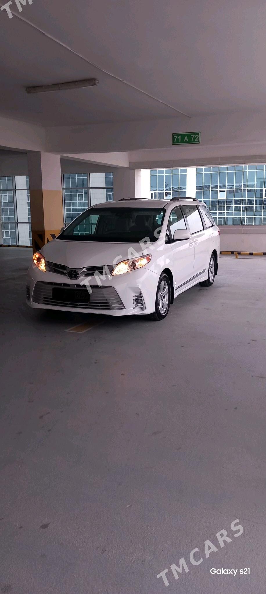 Toyota Sienna 2020 - 460 000 TMT - Aşgabat - img 4