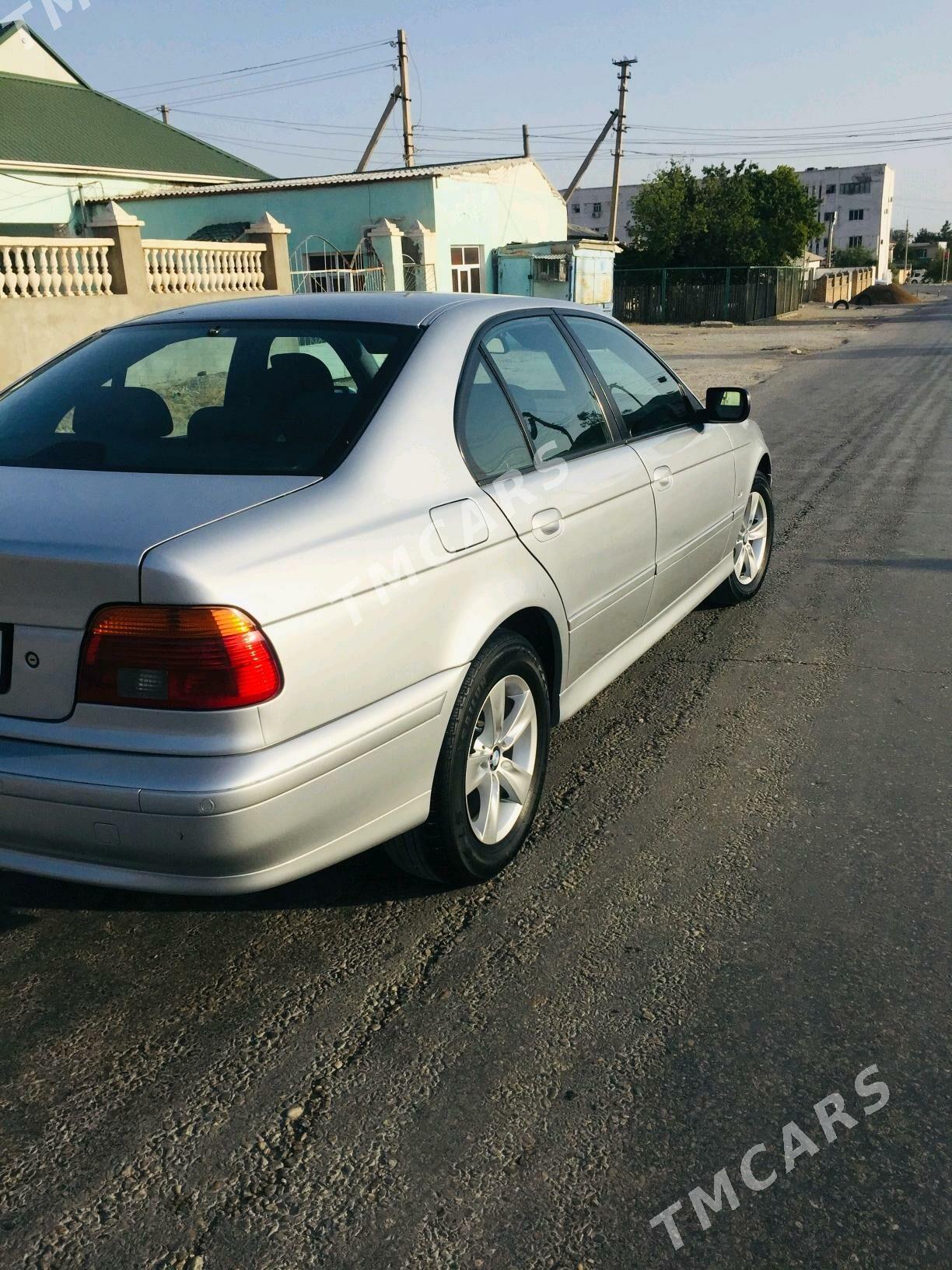 BMW 525 1998 - 90 000 TMT - Балканабат - img 2